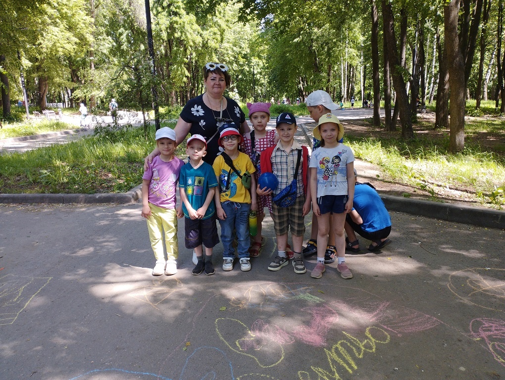 Летный школьный "Муравьишка".